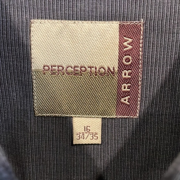 Men’s button up shirt. - Picture 3 of 3